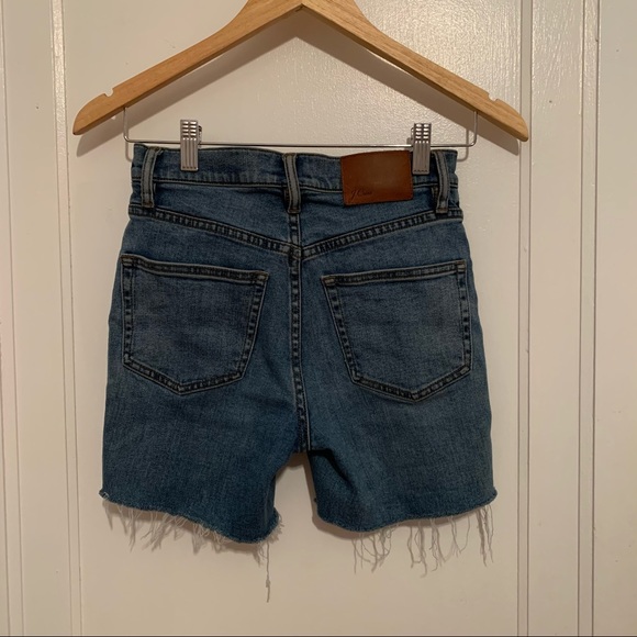 Mid length jean shorts - Picture 2 of 2